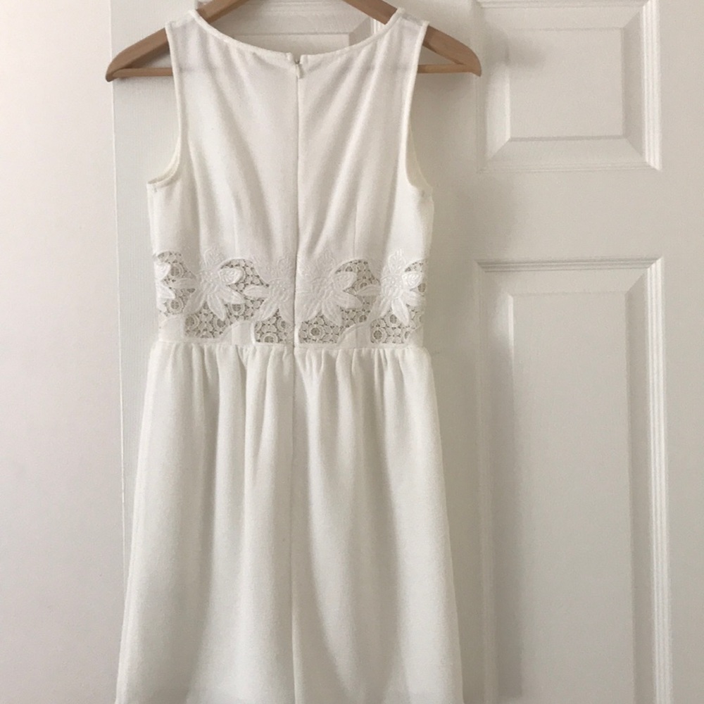 Ivory Lace Inset Dress - Picture 3 of 3